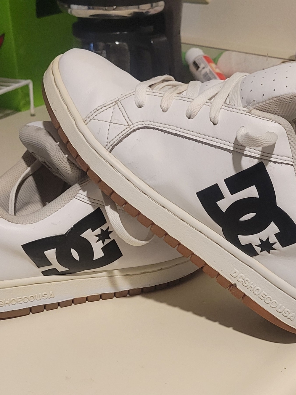 DC Shoes Men's Gaveler Low Skateboarding Sneakers – White/Black